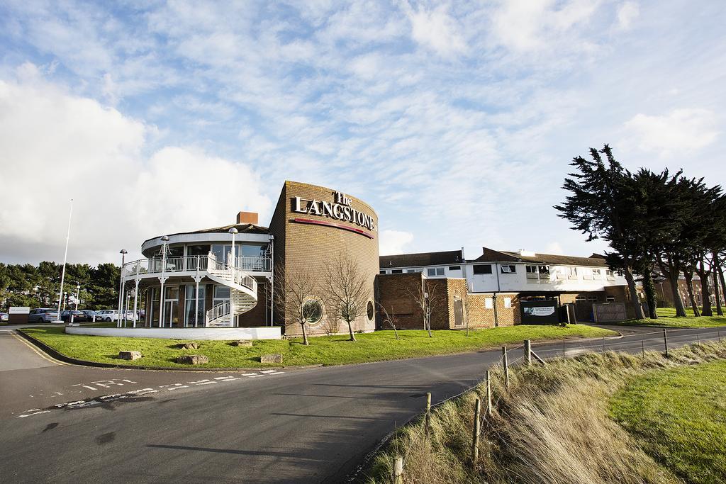 Langstone Quays Resort, Portsmouth Havant Exterior foto